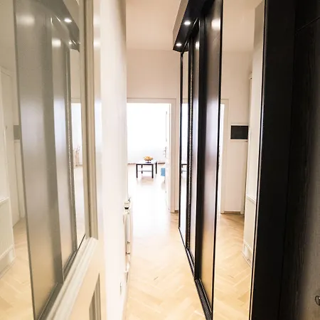 アパート By The Old Town Square