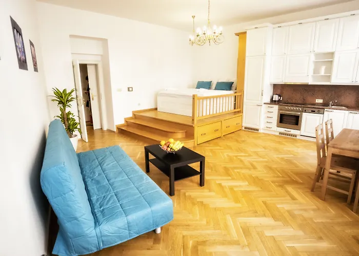 By The Old Town Square Apartment *