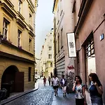 By The Old Town Square Praga