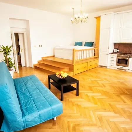 By The Old Town Square Lägenhet *